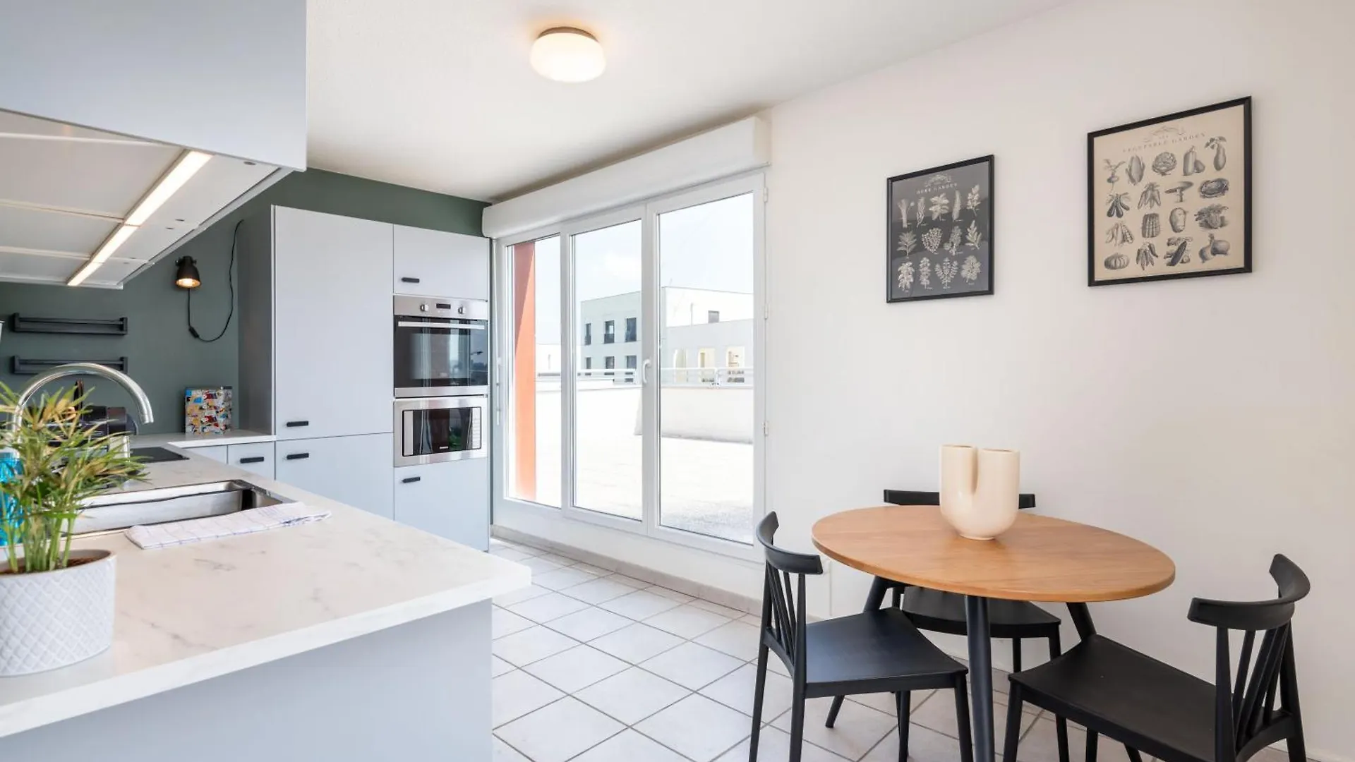 Le Montblanc & Spa Rooftop Apartment Lyon