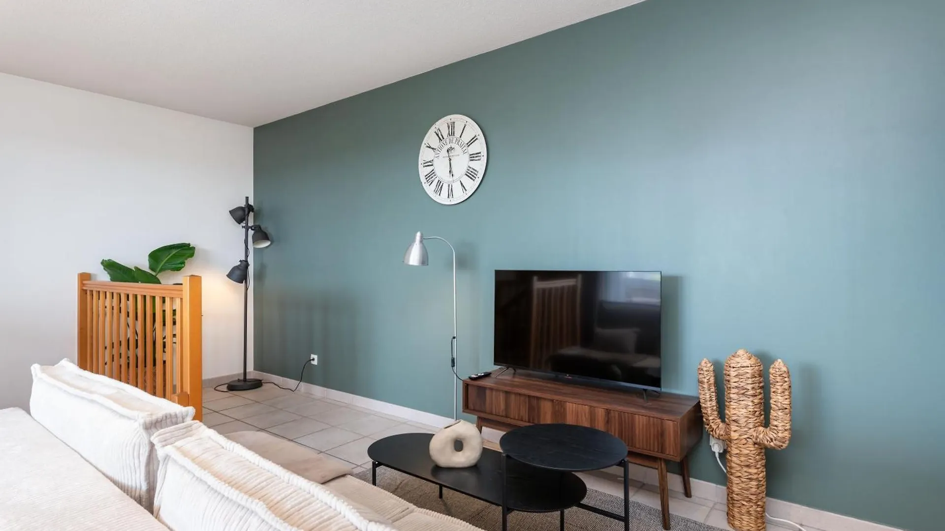 Le Montblanc & Spa Rooftop Apartment Lyon France