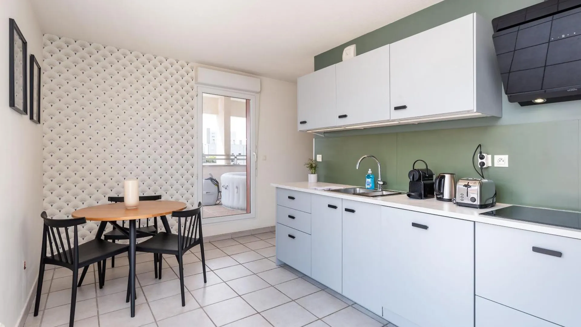 Le Montblanc & Spa Rooftop Apartment Lyon