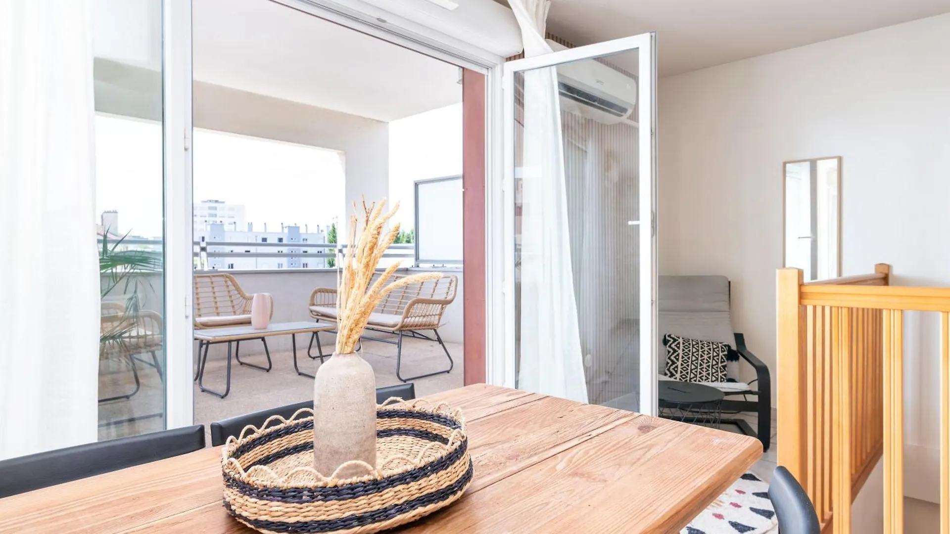 Appartement Le Montblanc & Spa Rooftop à Lyon
